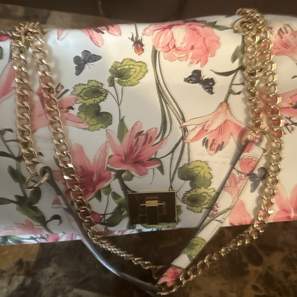 N.C Floral Crossbody Bag 🌸🌸🌸 - Picture 7 of 12